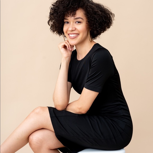 Short Sleeve Shift Dress - Picture 3 of 5